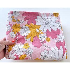 Vintage 70s flat/top sheet, orange, pink, white daisy flowers, full/double size